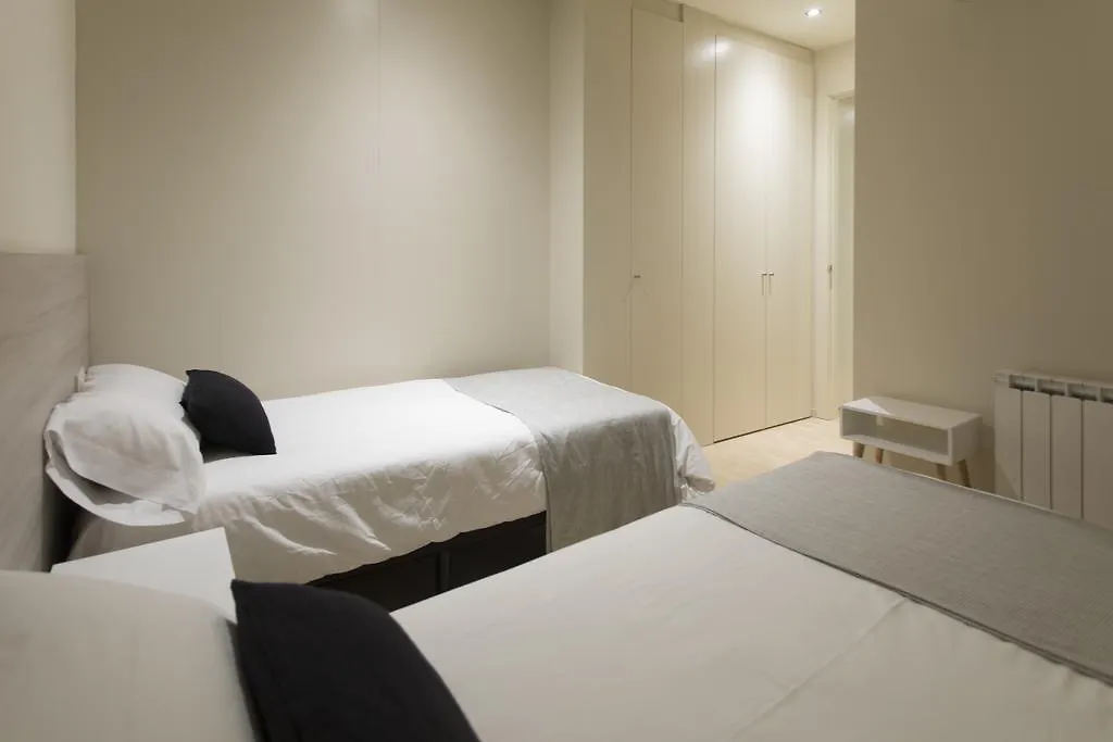 Bravissimo Cort Reial-2A Apartment Girona