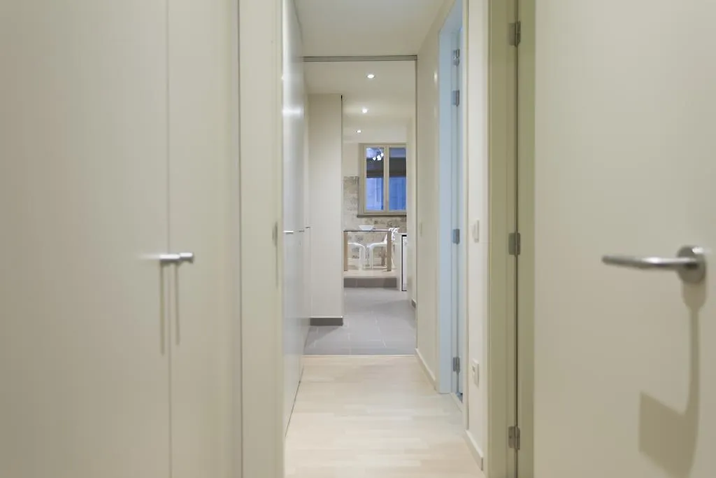 Bravissimo Cort Reial-2A Apartment Girona Spain