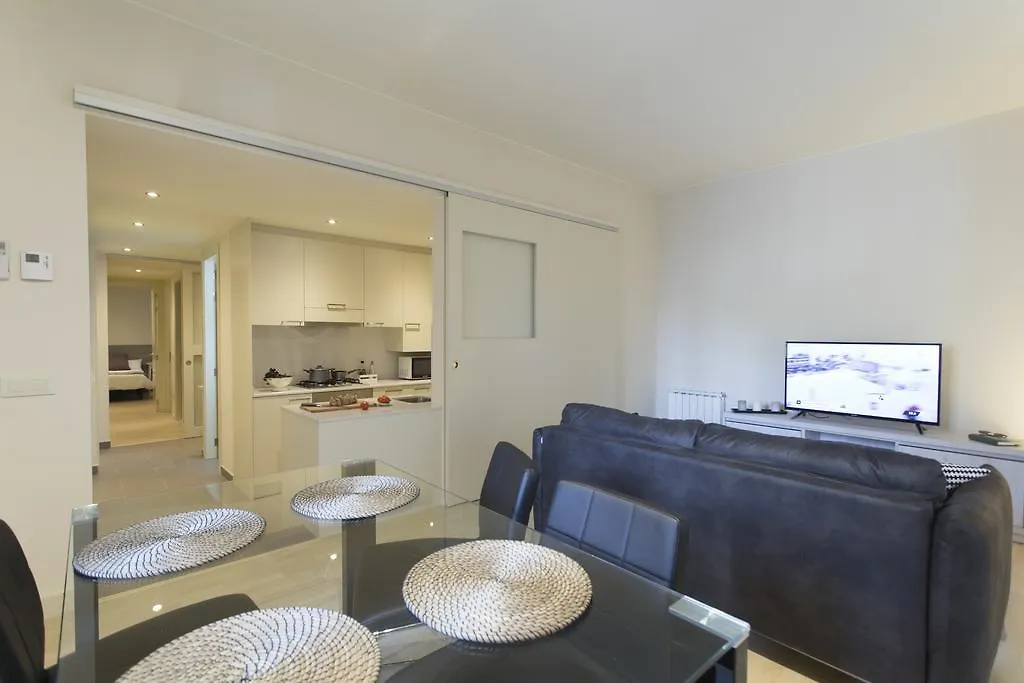 Bravissimo Cort Reial-2A Apartment Girona